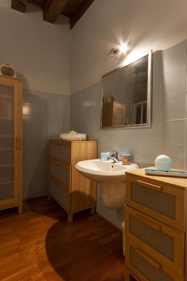 Cavour Suite - Smart Holiday Mantova Bagian luar foto