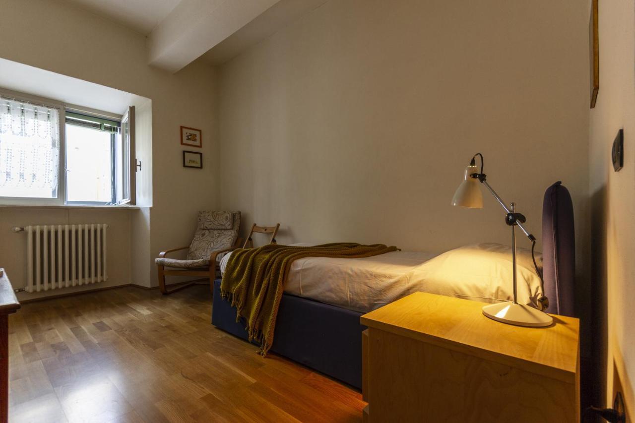 Cavour Suite - Smart Holiday Mantova Bagian luar foto
