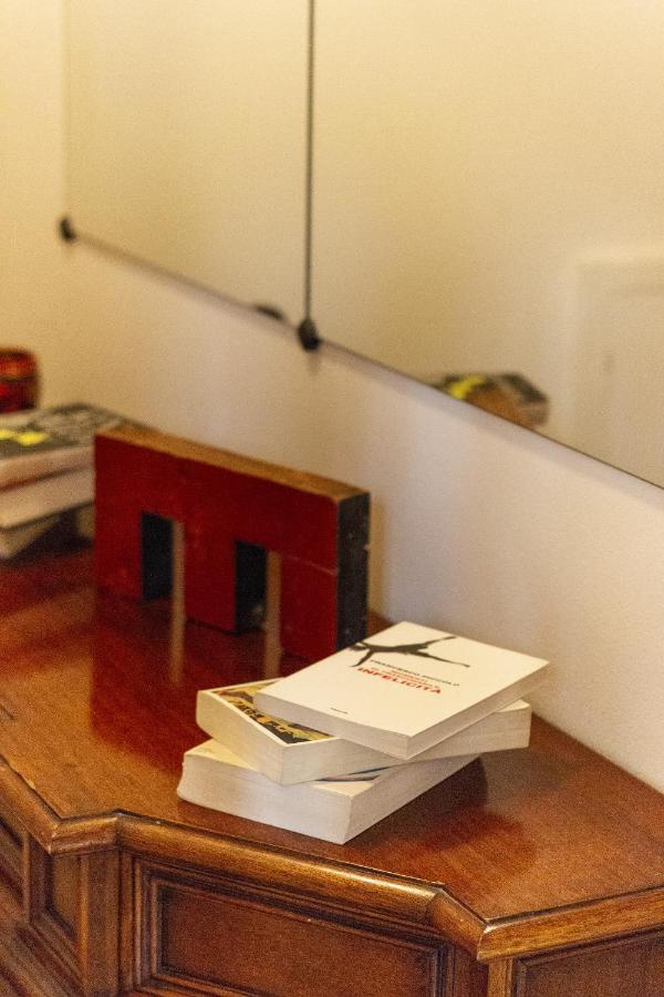 Cavour Suite - Smart Holiday Mantova Bagian luar foto